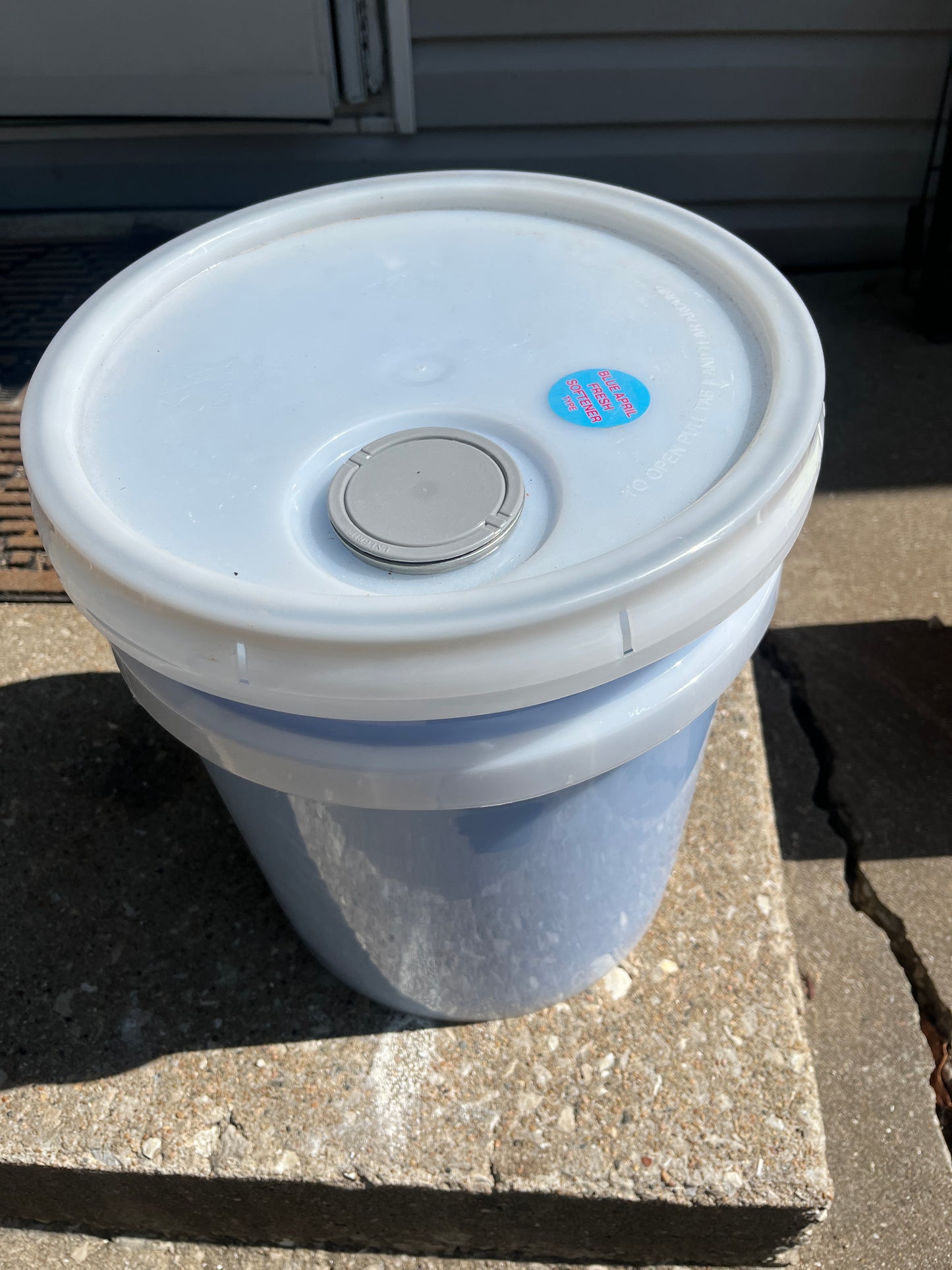 5 gallon Fabric Softener